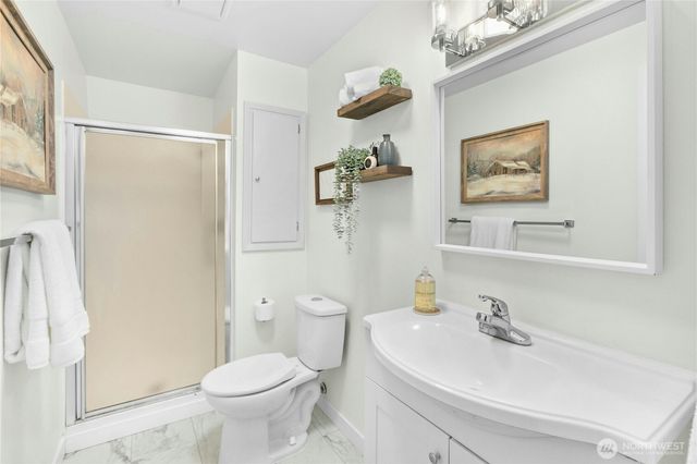 813 Kirkland Avenue NE, Renton, WA 98056