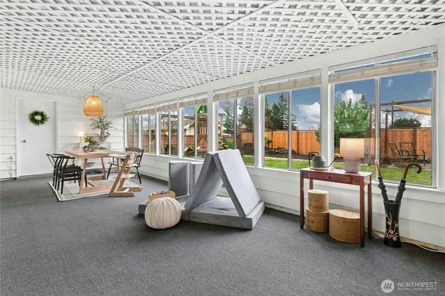 813 Kirkland Avenue NE, Renton, WA 98056