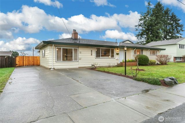 813 Kirkland Avenue NE, Renton, WA 98056