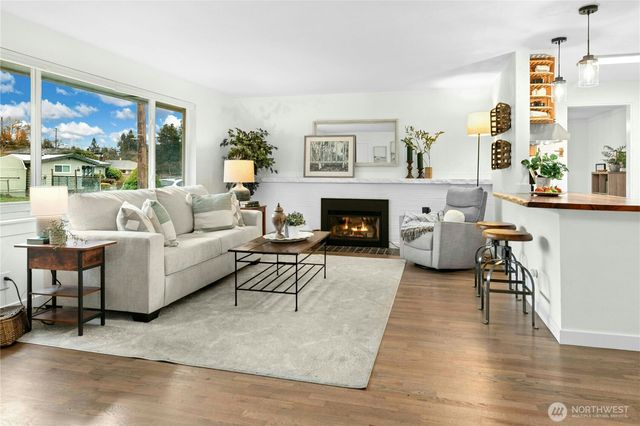 813 Kirkland Avenue NE, Renton, WA 98056