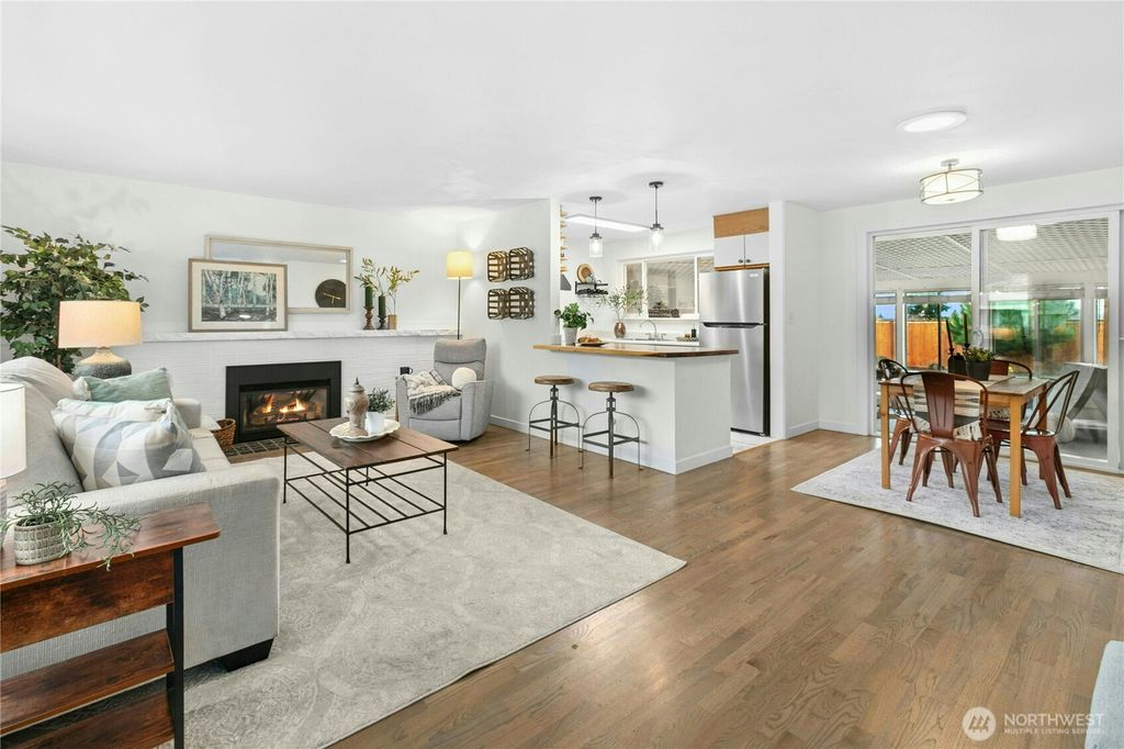 813 Kirkland Avenue NE, Renton, WA 98056