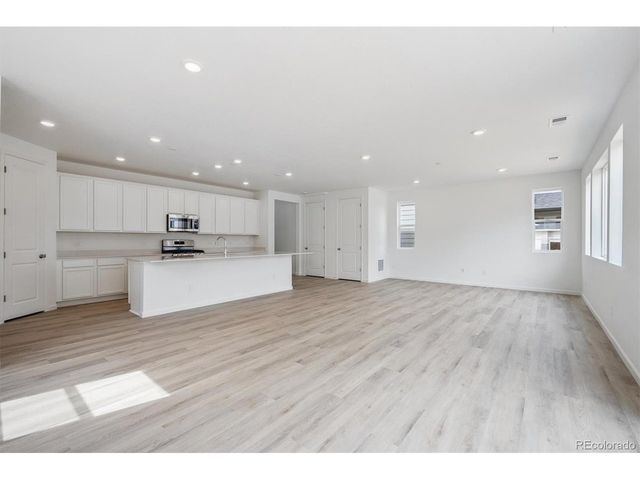 45915 Wood Thrush Ave, Bennett, CO 80102