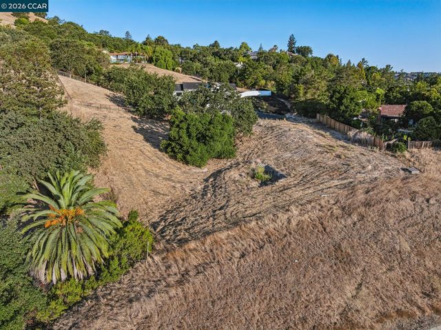 1800 Del Rey St, Lafayette, CA 94549