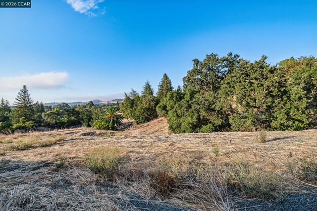 1800 Del Rey St, Lafayette, CA 94549