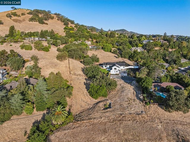 1800 Del Rey St, Lafayette, CA 94549