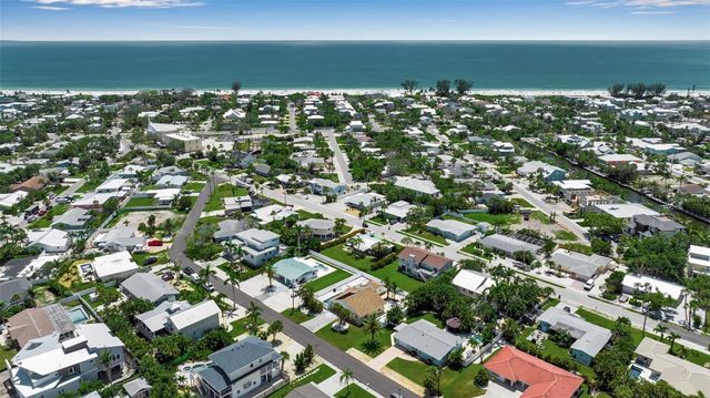210 84TH STREET, Holmes Beach, FL 34217