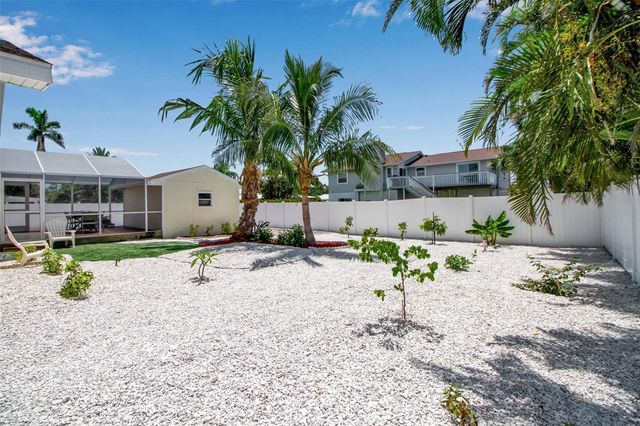 210 84TH STREET, Holmes Beach, FL 34217