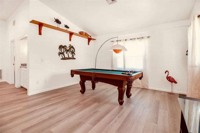 210 84TH STREET, Holmes Beach, FL 34217