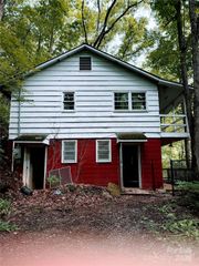 152 Dream Mountain Boulevard, Canton, NC 28716