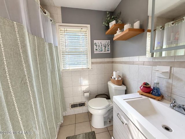 210 Village Way, Brick, NJ 08724