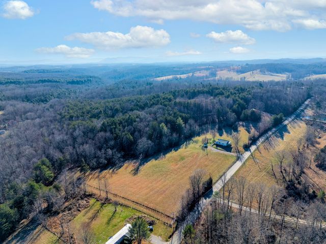 1500 Craig Road, Williamsburg, KY 40769