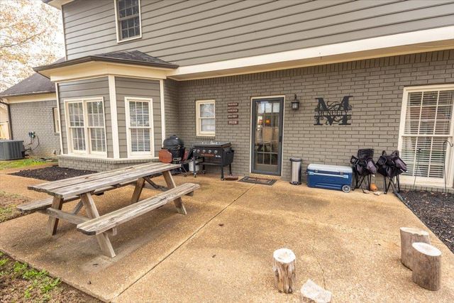 1016 NOLLEY CV, Collierville, TN 38017