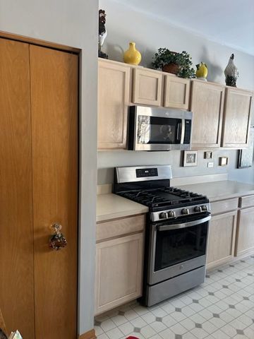 21314 W Crimson Court, Plainfield, IL 60544