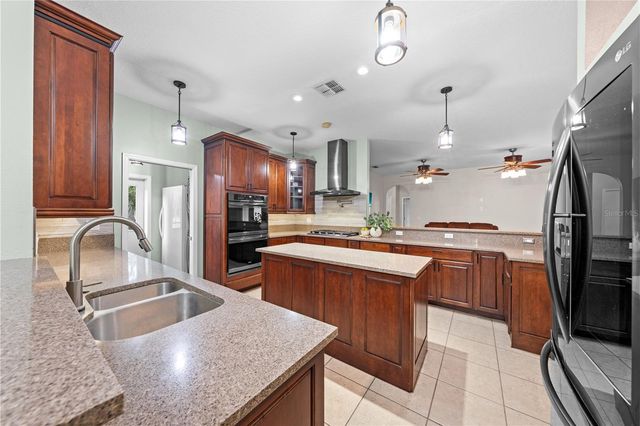 4295 RAMBLER AVE, St Cloud, FL 34772