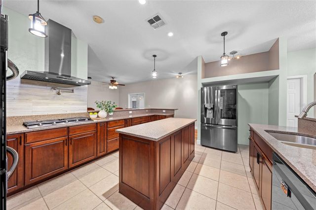 4295 RAMBLER AVE, St Cloud, FL 34772