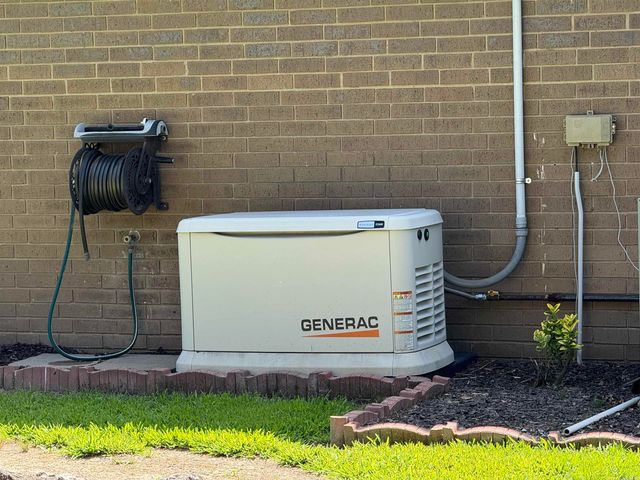 1012 S Leslie Street, Stuttgart, AR 72160