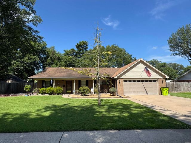 1012 S Leslie Street, Stuttgart, AR 72160