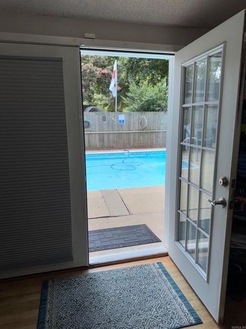 1012 S Leslie Street, Stuttgart, AR 72160