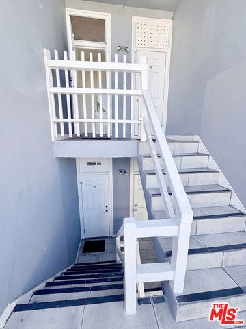 244 S Alexandria Avenue, Los Angeles, CA 90004