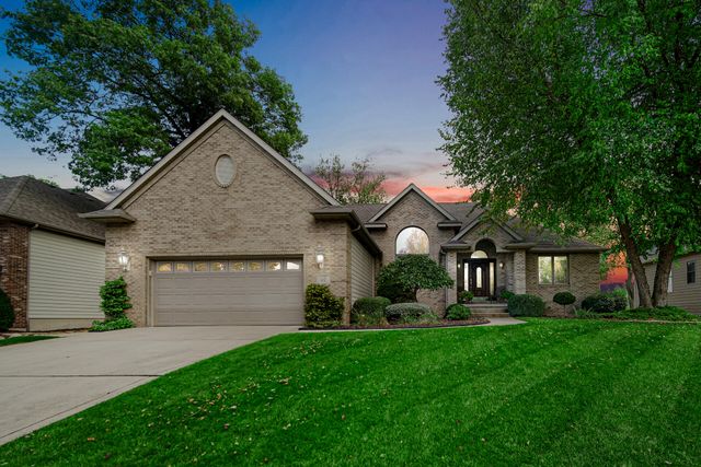 97 Scotscraig Drive, Valparaiso, IN 46385