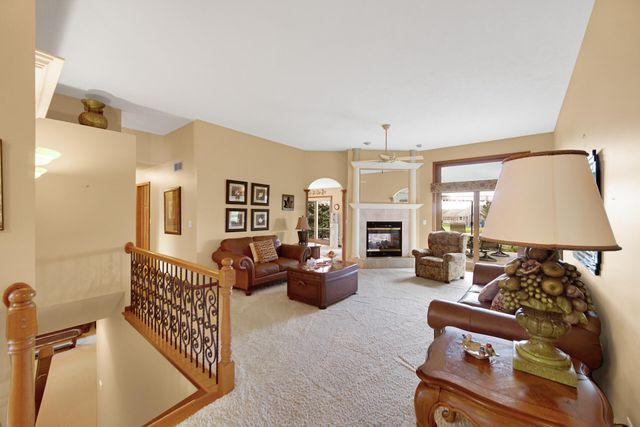 97 Scotscraig Drive, Valparaiso, IN 46385