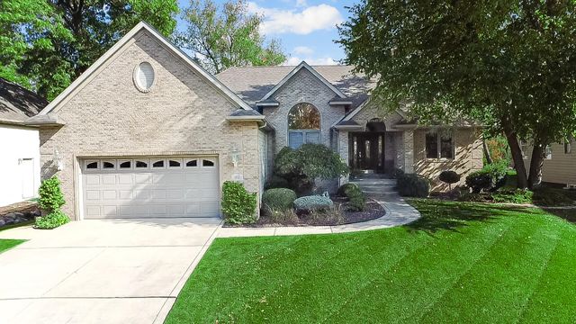 97 Scotscraig Drive, Valparaiso, IN 46385