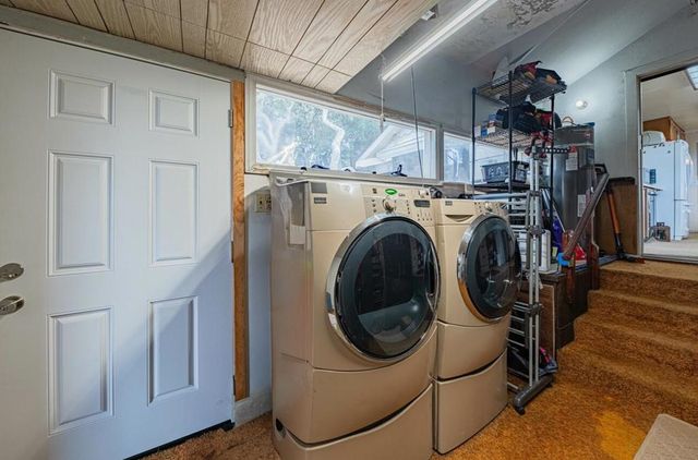 905 W Blanco Road, Salinas, CA 93908