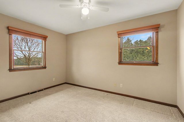 124 S Smoke Road, Valparaiso, IN 46385