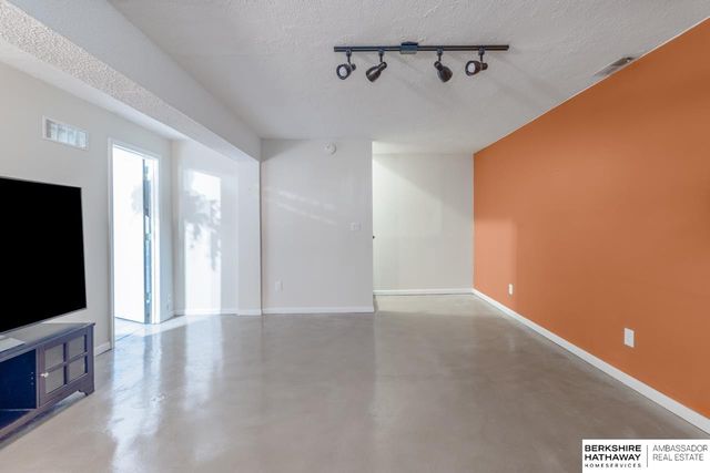 4319 N 130 Avenue, Omaha, NE 68164