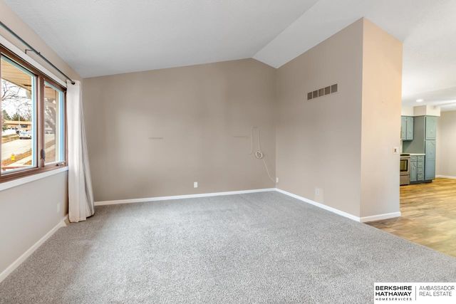 4319 N 130 Avenue, Omaha, NE 68164