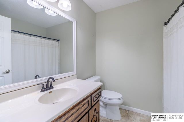 4319 N 130 Avenue, Omaha, NE 68164