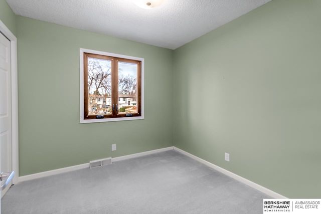 4319 N 130 Avenue, Omaha, NE 68164