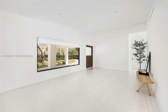 8800 SW 118th St, Miami, FL 33176