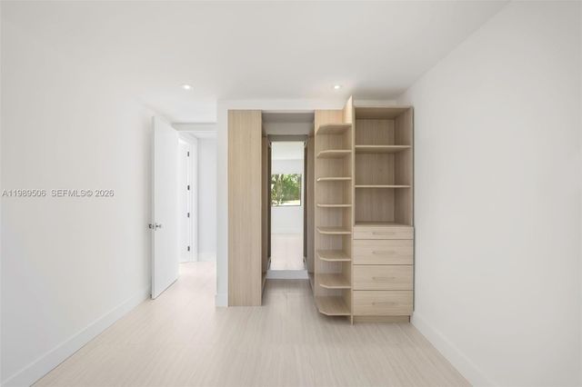 8800 SW 118th St, Miami, FL 33176