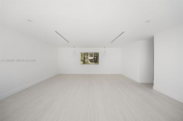 8800 SW 118th St, Miami, FL 33176