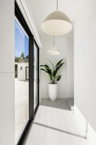 8800 SW 118th St, Miami, FL 33176