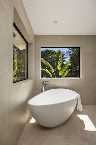 8800 SW 118th St, Miami, FL 33176