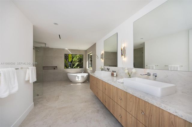 8800 SW 118th St, Miami, FL 33176