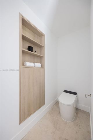 8800 SW 118th St, Miami, FL 33176