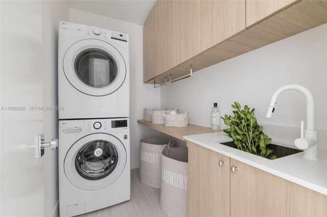 8800 SW 118th St, Miami, FL 33176