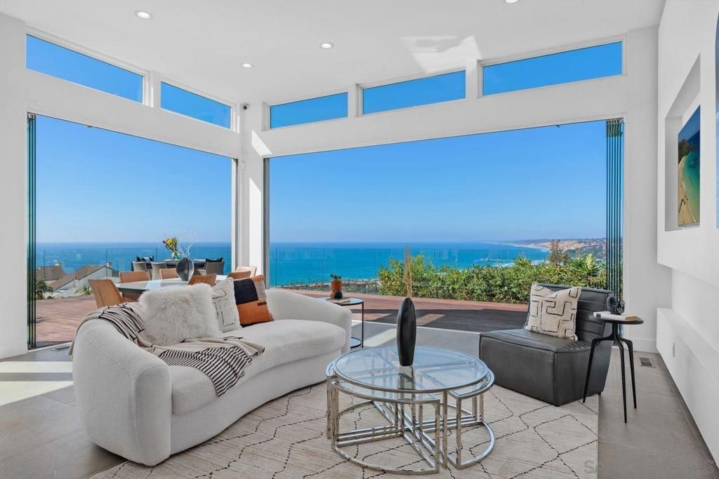 7546 Caminito Avola, La Jolla, CA 92037 — exterior