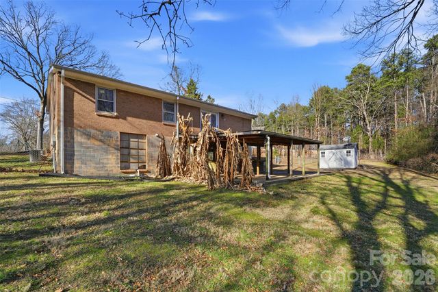 324 Pawley Drive, Charlotte, NC 28214