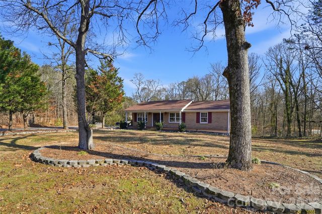 324 Pawley Drive, Charlotte, NC 28214