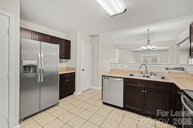 1820 Meadow Crossing Drive, Huntersville, NC 28027