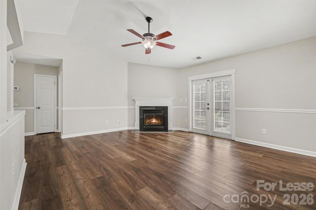 1820 Meadow Crossing Drive, Huntersville, NC 28027