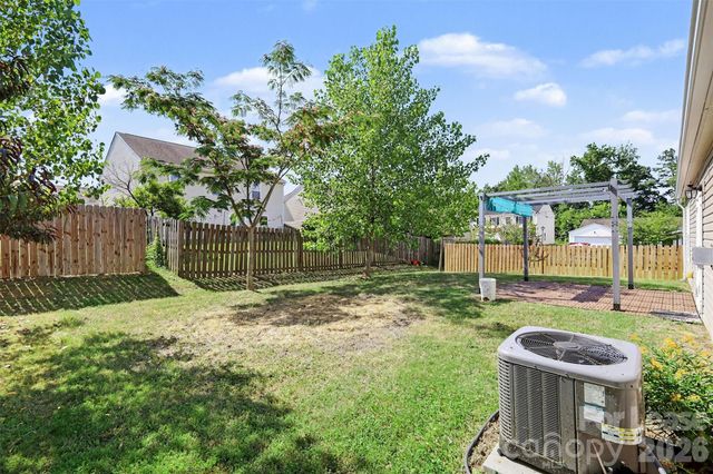 1820 Meadow Crossing Drive, Huntersville, NC 28027