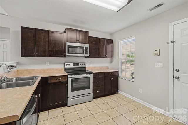 1820 Meadow Crossing Drive, Huntersville, NC 28027