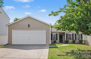 1820 Meadow Crossing Drive, Huntersville, NC 28027