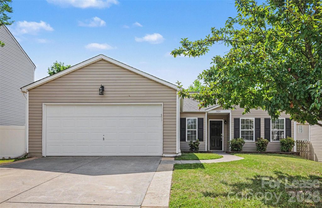 1820 Meadow Crossing Drive, Huntersville, NC 28027