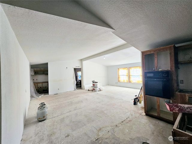 3310 Harrison Ave #25, Centralia, WA 98531